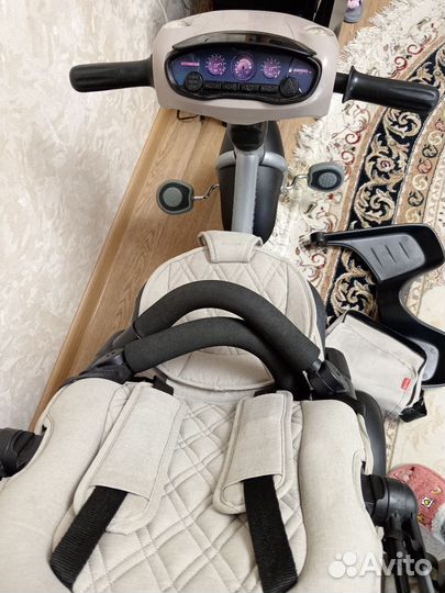 Трехколесный велосипед