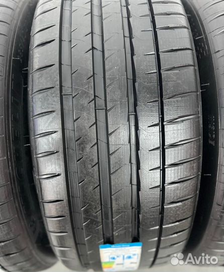 Michelin Pilot Sport 4 S 275/35 R21 и 315/30 R21 105Y