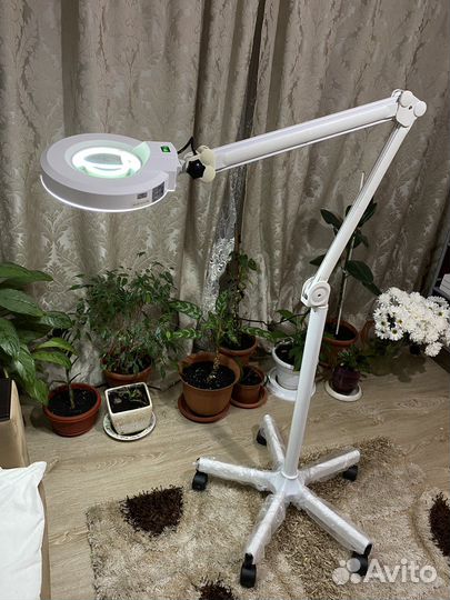 Кольцевая лампа