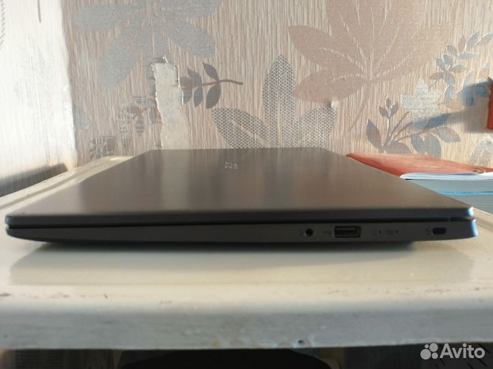 Ноутбук Acer aspire 3