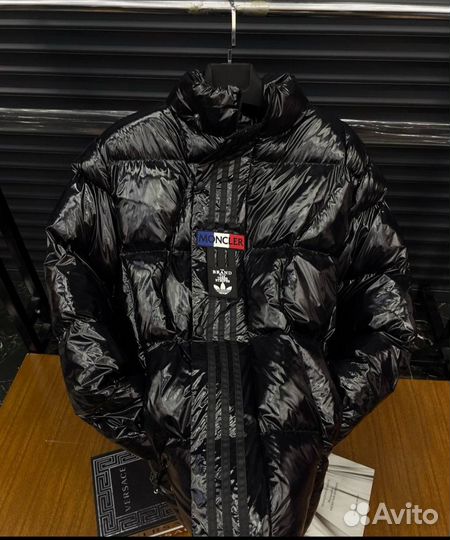 Пуховик Moncler x Adidas