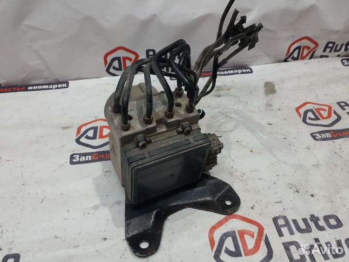 Toyota Sprinter AE110 блок ABS