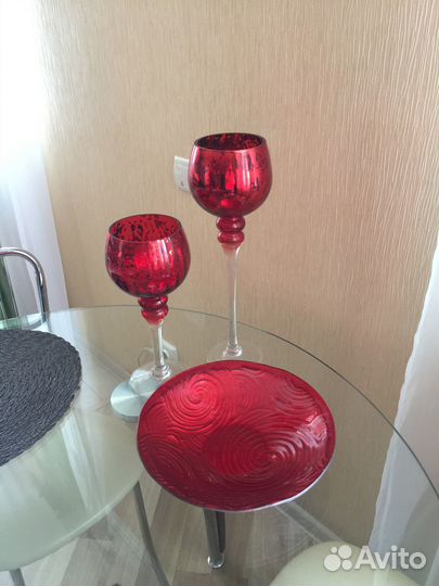 Продам комплект подсвечники и фруктовница