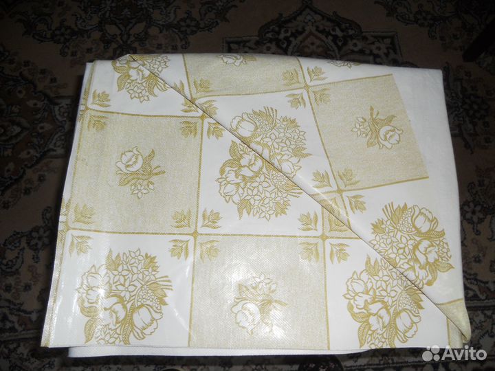 Клеёнка столовая, новая, р-р 175 х 134 см, и б.у