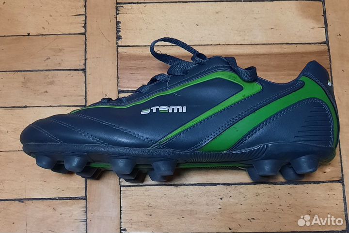 Футбольные бутсы