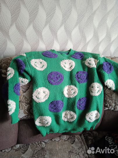 Свитер женский