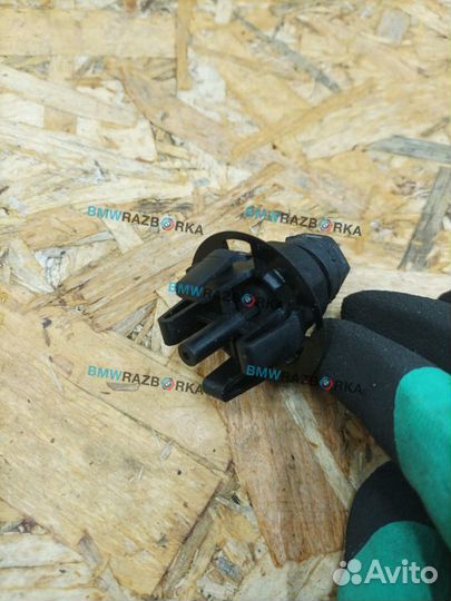 Держатель капота передний BMW M2 G87 2024 7348121