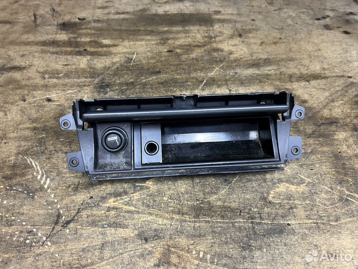 Пепельница передняя BMW X5 E53