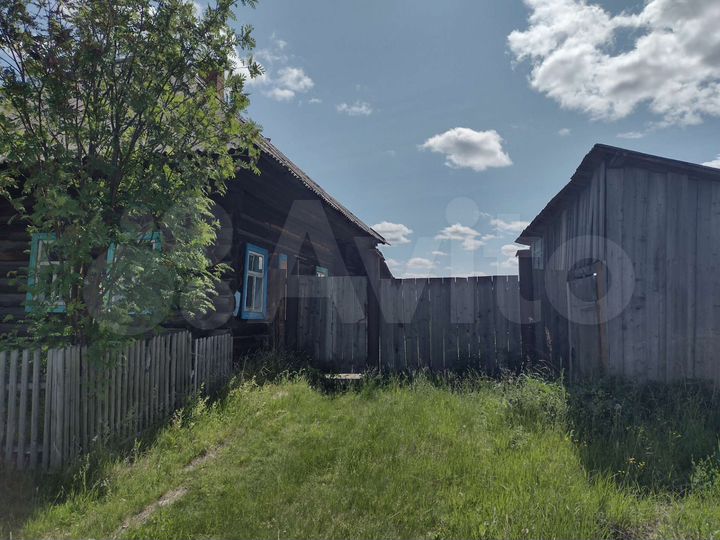 Дом 21 м² на участке 8 сот.