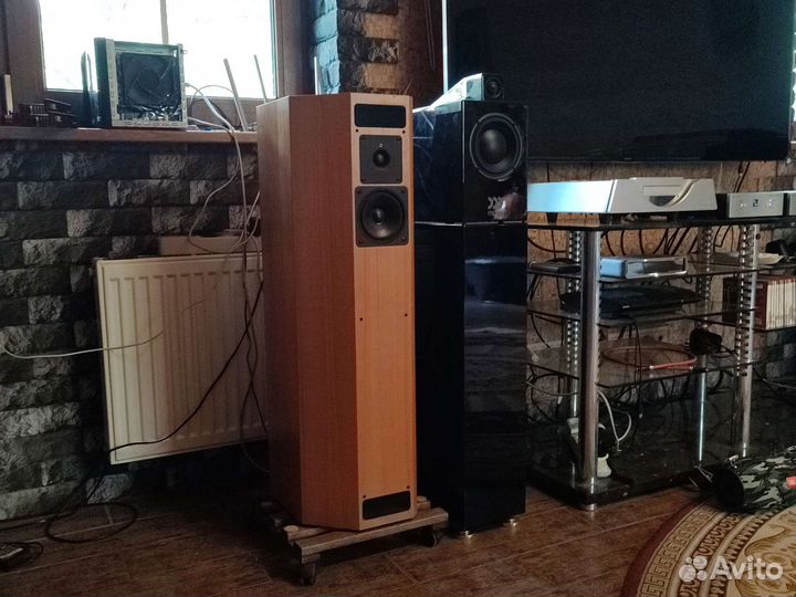 Morel Octave, PS audio (USA)