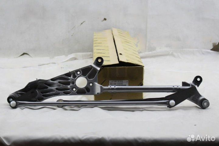 Трапеция стеклоочистителя перед Toyota Camry 1azfe