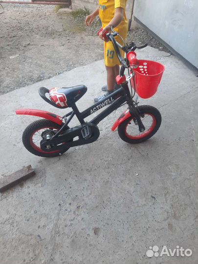 Детский велосипед