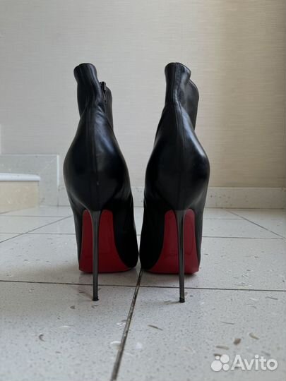 Туфли Christian Louboutin 40