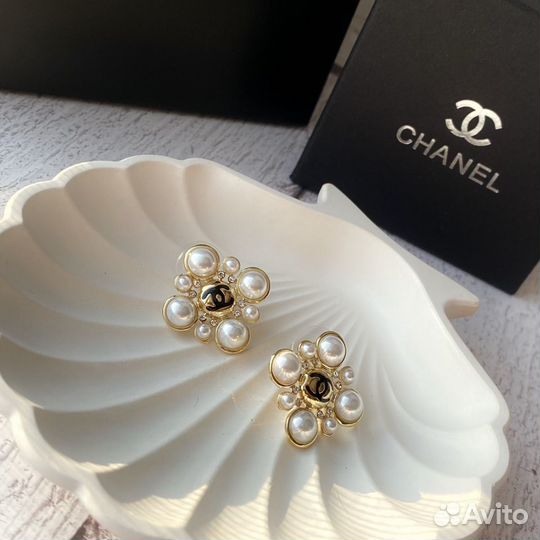 Серьги Chanel