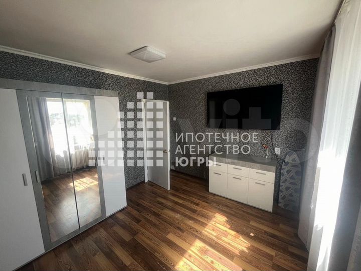 2-к. квартира, 54 м², 5/5 эт.