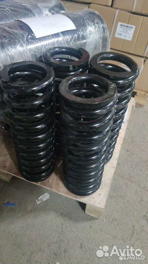 Пружина механизма подъема и опускания трапа Политр