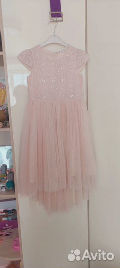 Нарядное платье 128 р