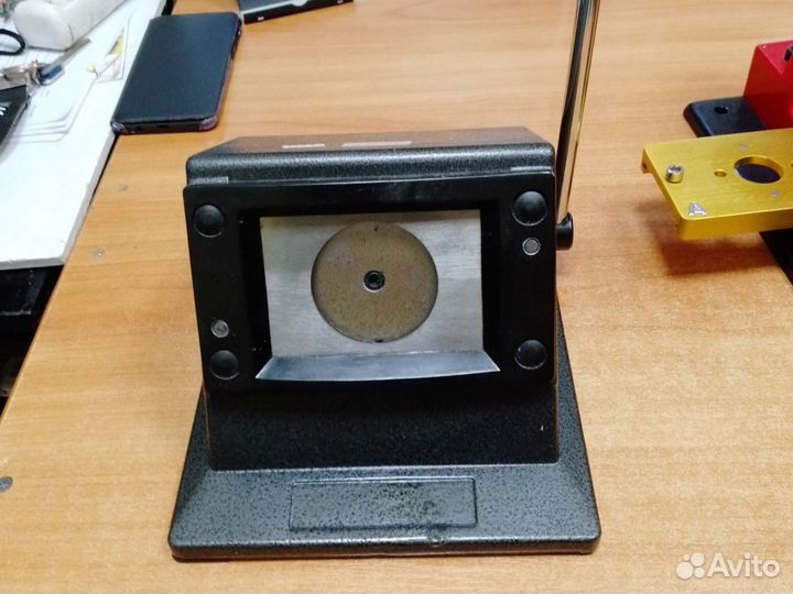 Вырубщик для значков D 54+ машинка для значков