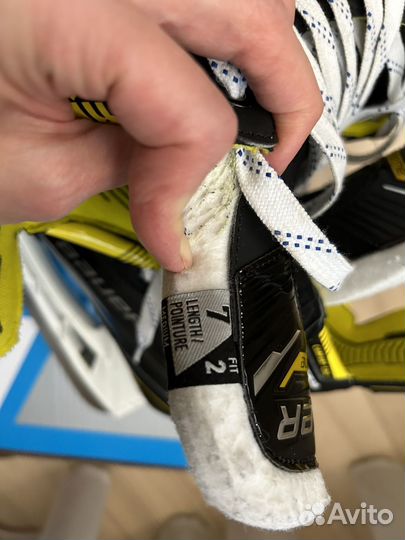 Коньки хоккейные Bauer Supreme M4 Skate SR, 40