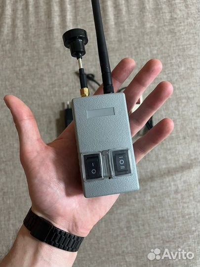 Персональный обнаружитель детектор дронов и бпла