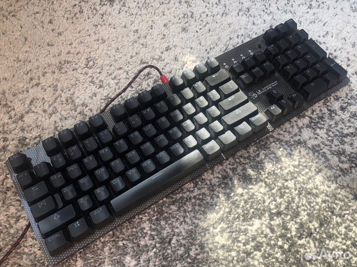 Bloody B800 механическая клавиатура