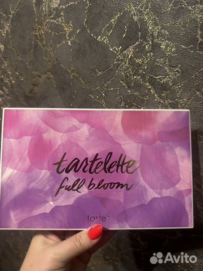 Тени tartelette full bloom