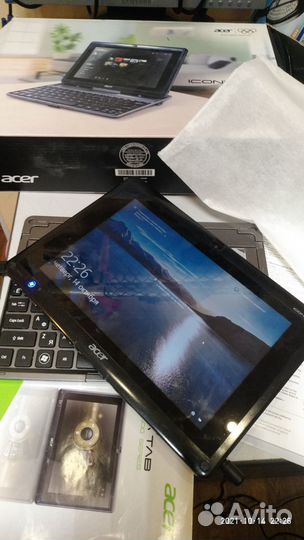 Ноутбук-Планшет Acer Iconia TAB / AMD- C 60/2GB
