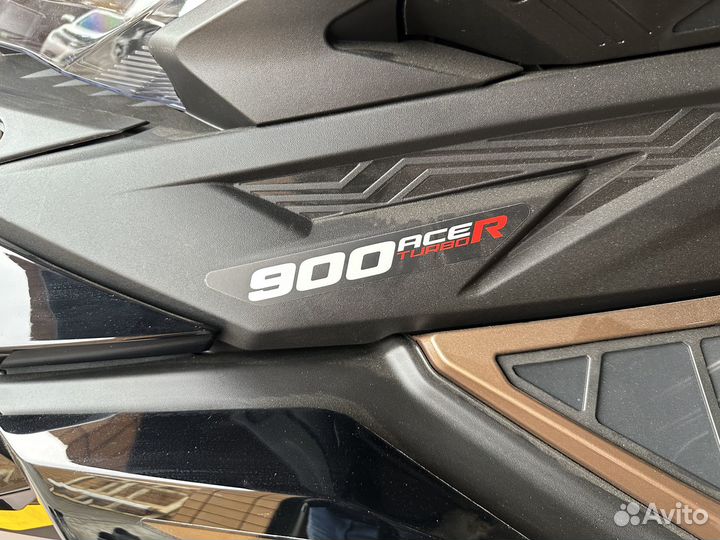 BRP lynx Commander GT900ace Turbo R