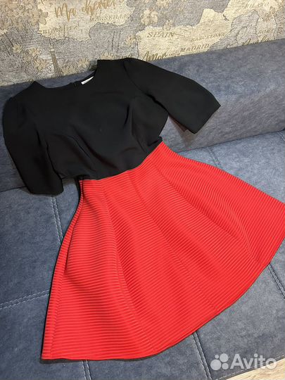 Вещи, платья, чехлы на iPhone 14