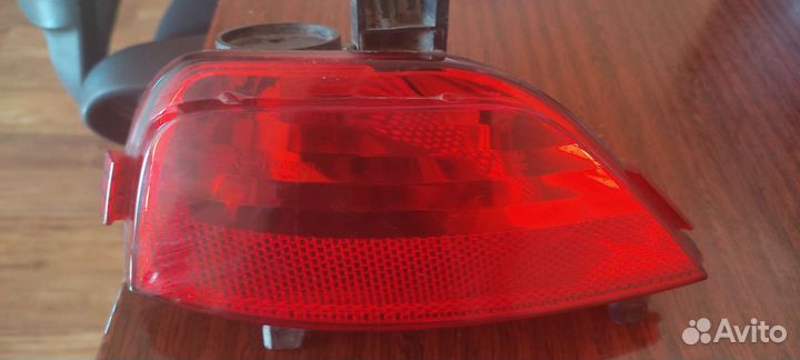 Катафот Renault Laguna III. Правый