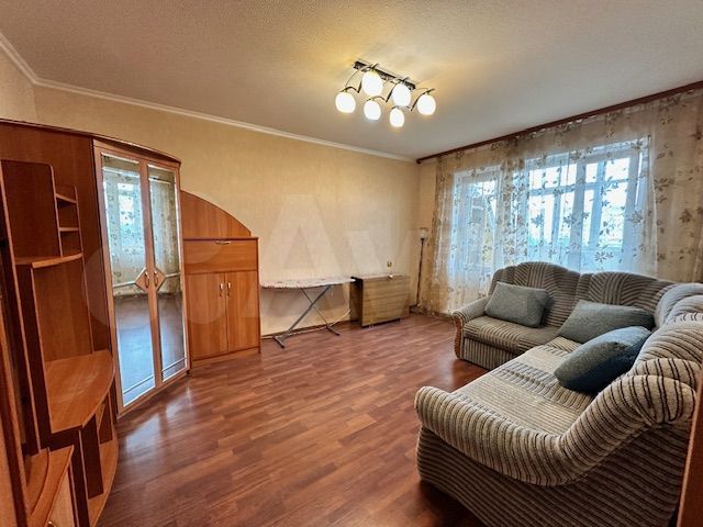 2-к. квартира, 48 м², 4/9 эт.