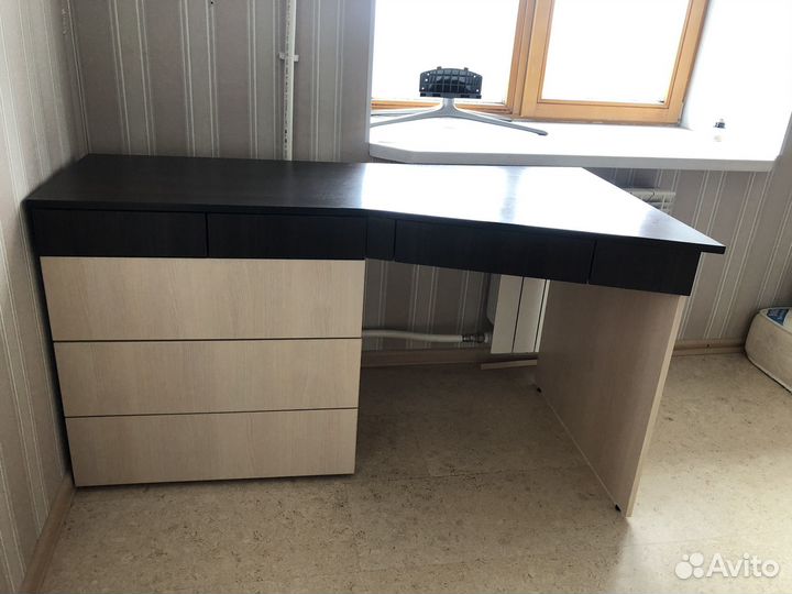 Письменный стол и стул