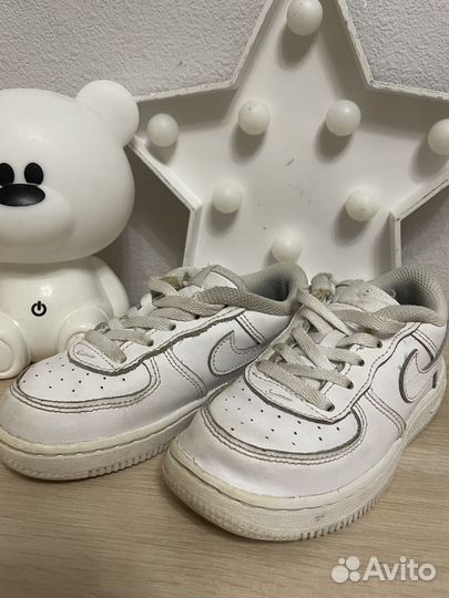 Кроссовки nike 26