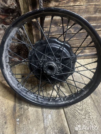 Колесо на мотоцикл урал