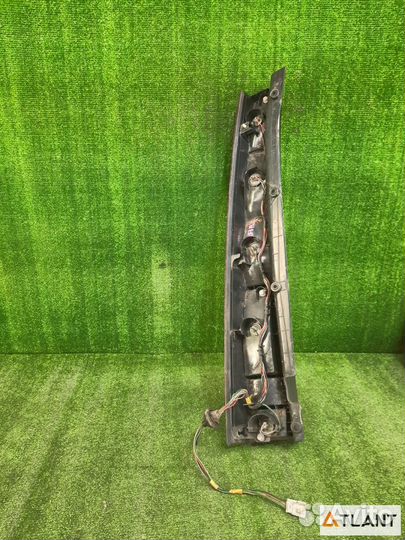 Фонарь задний правый honda stepwgn