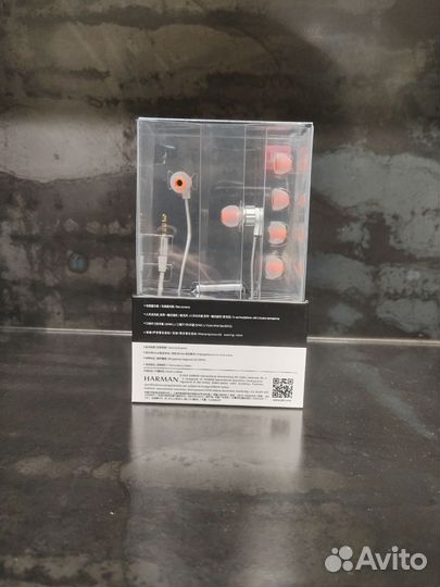 Проводные наушники jbl