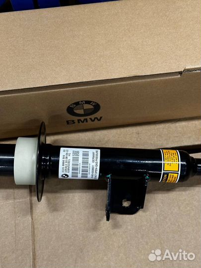 Амортизатор BMW G30/G31 31316866593