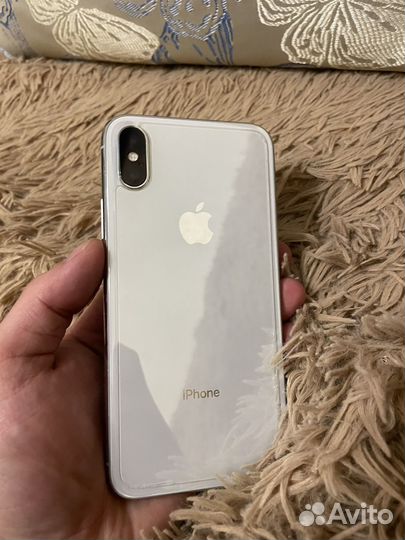 iPhone X, 64 ГБ