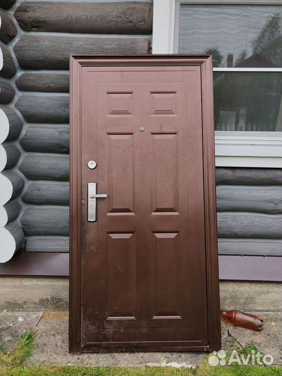 Металлическая дверь бу