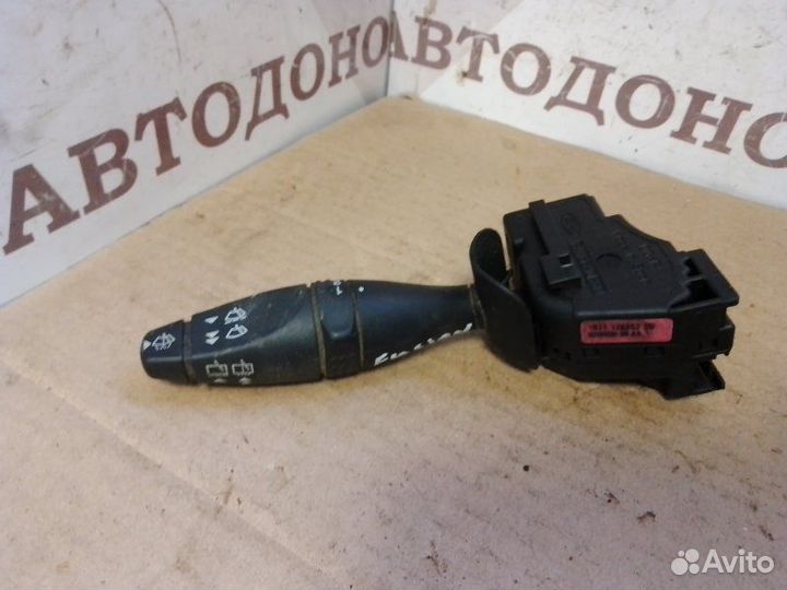 Подрулевой переключатель дворников Ford Fusion 1.4