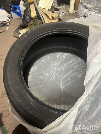 Pirelli P Zero R 295/40 R21 Y