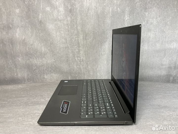 Игровой Lenovo i5-8250u, MX150, 8Gb, SSD + HDD