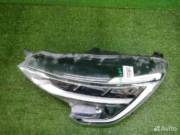 Фара левая Renault Arkana