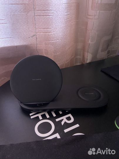 Беспроводная зарядка Samsung Wireless Charger Duo