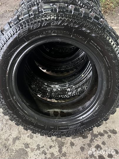 Accelera Sigma 215/65 R16 22E