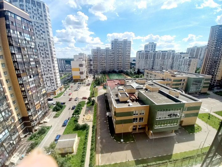 2-к. квартира, 56 м², 12/27 эт.