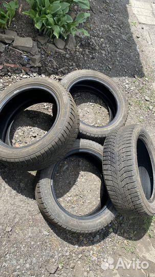 Triangle Trin PL02 215/50 R17 95R