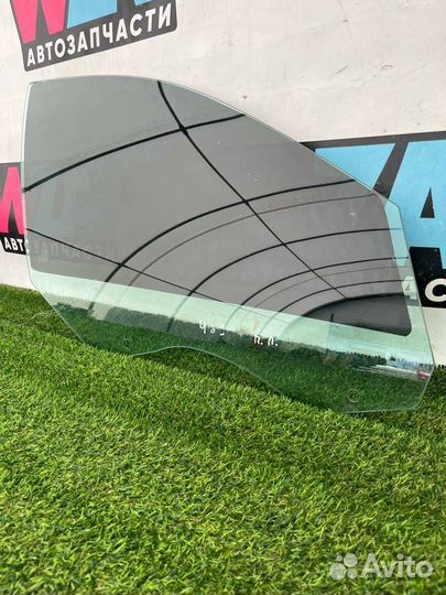 Стекло двери передней правой BMW 5