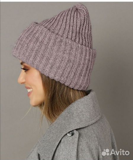Шапка новая шерсть зимняя осенняя вязаная