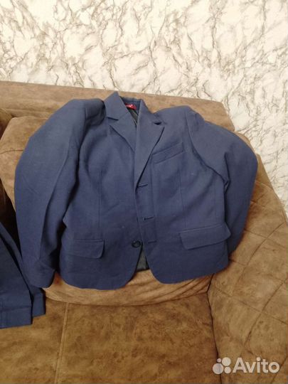 Школьный костюм